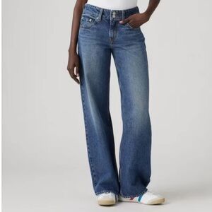 Levi's Women's Super-Low Double-Button Relaxed-Fit Denim Jean Blended Beauty 30